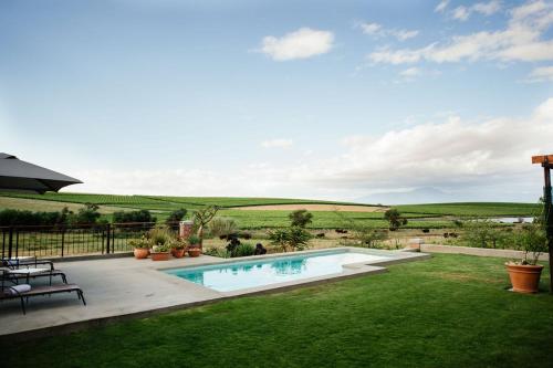 Vineyard Views Country House - 정원