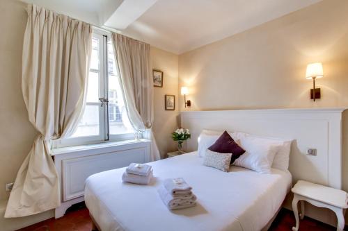 Hôtel Des Quatre Dauphins