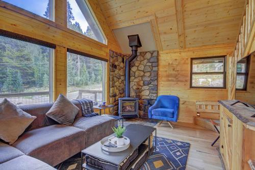 Black Bear Chalet home - image 5