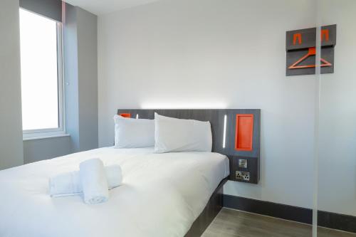Easyhotel Reading - image 14