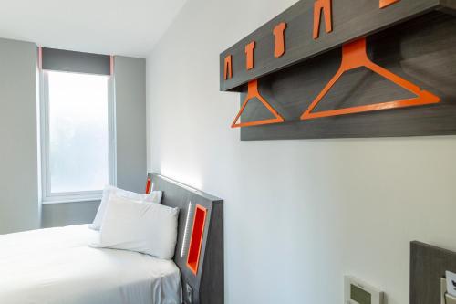Easyhotel Reading - image 6