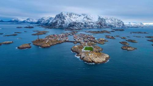 Lofoten Arctic Henningsvær Hotel