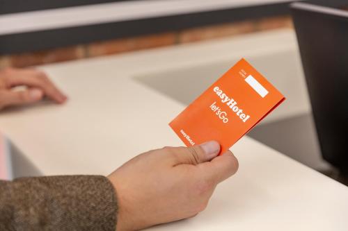 Easyhotel Reading - image 8