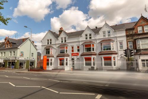 Easyhotel Reading - image 7