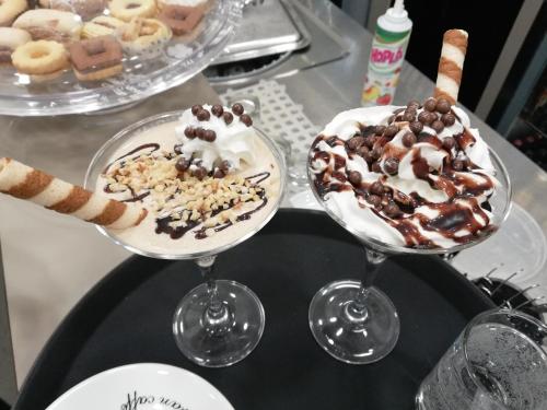 Eten en drinken, B&B Da Roberto near Certosa e Museo di San Martino Napoli