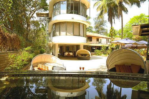 Exterior view, The Boulevard by StayVista - A city-center villa boasting a private plunge pool, Jacuzzi & a revital in Lonavala