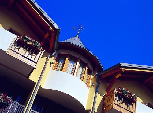 Hotel De la Ville