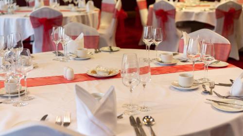 Banquet hall, Britannia Hotel Newcastle Airport in Newcastle Airport and Nearby