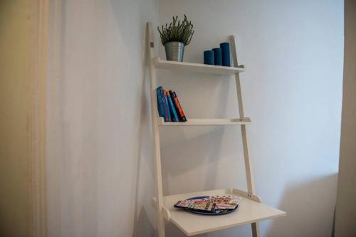 Colosseum/Panisperna Nina apartament with terrace, Рим (фото 4)