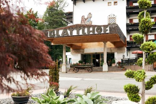 Hotel Blattlhof - Tap to explore photos