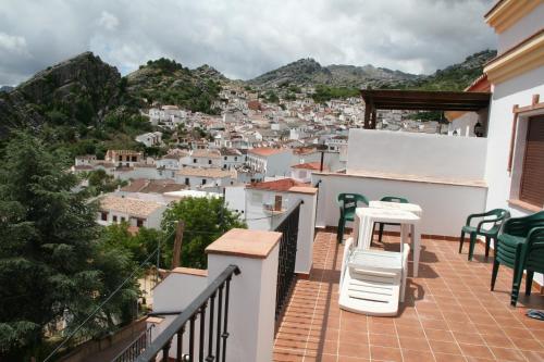 Apartamentos Sierra del Hacho - image 11