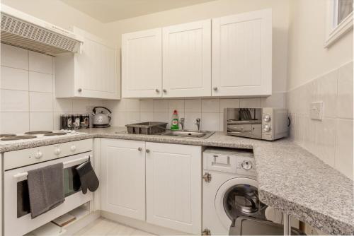 New Street D Worcester City Centre Apartment - image 5