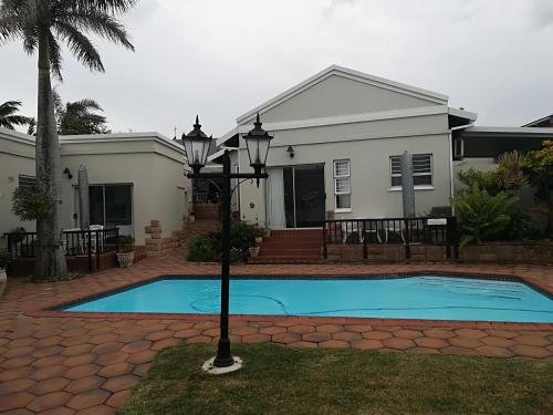 Ocean Hideaway Bed and Breakfast in Isipingo