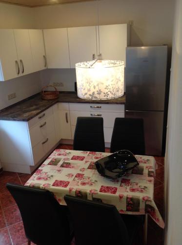 Kitchen, FeWo Konig in Bechstedt