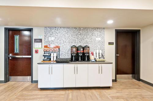 Extended Stay America Premier Suites - Union City - Dyer St