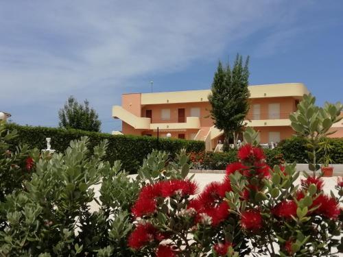 2 bedrooms, 4 beds