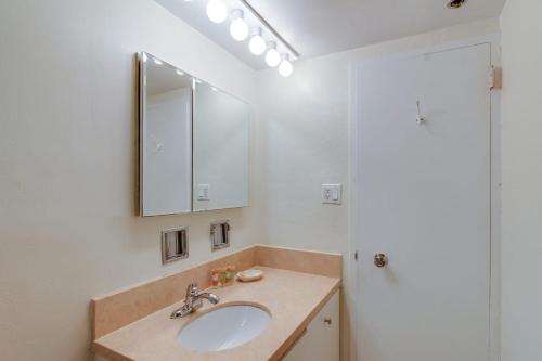 Alexander 1211 - image 3