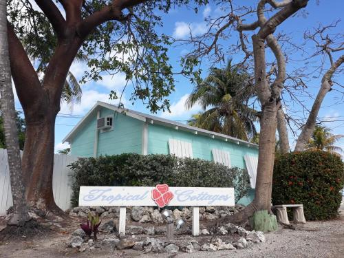 Tropical Cottages