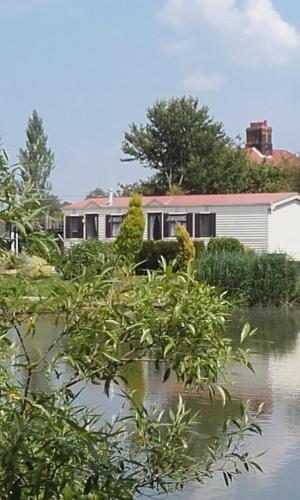 Green-haven Waterside, , Lincolnshire