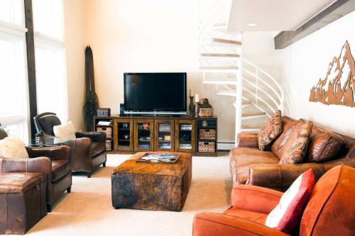 Interlude a Destination by Hyatt Residence - image 3