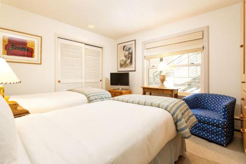 Durant Condominiums Unit B202 - image 5