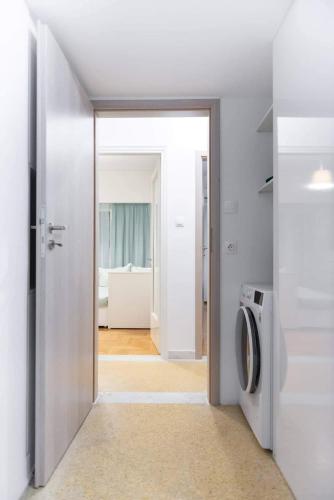 Elegant Apartment near Acropolis Walk to Plaka & Metro, Ateny (zdjęcie 6)