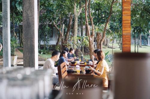 Villa Allure Koh Mak in Ao Khanoon
