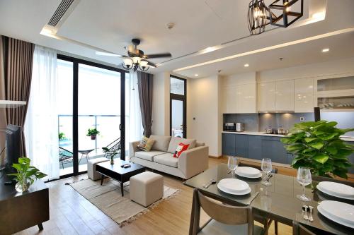 Two-Bedroom Apartment with Balcony image 7