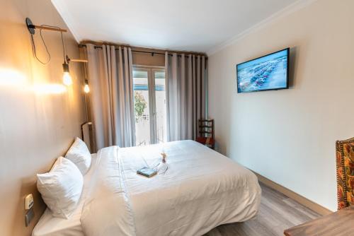 Chenal Hotel - main image