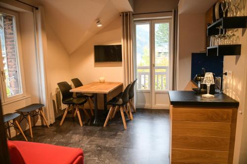 المرافق, Appart'Hotel Aiguille Verte & Spa in لا فراسي