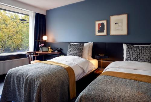 room detail thumbnail 0