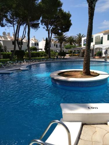 APARTAMENTOS PLAYA PARK CALA'N BOSCH