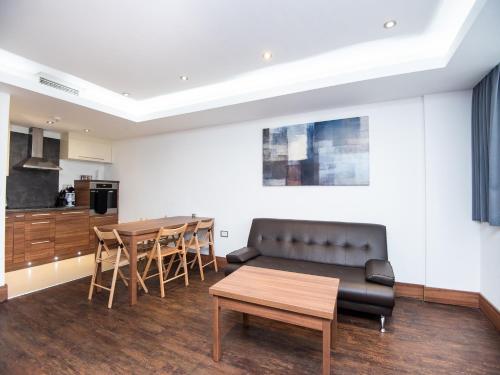 บริการและสิ่งอำนวยความสะดวก, เลอ โกรฟ เซอร์วิส อพาร์ทเมนท์ (Le Grove Serviced Apartments) in วัตฟอร์ด