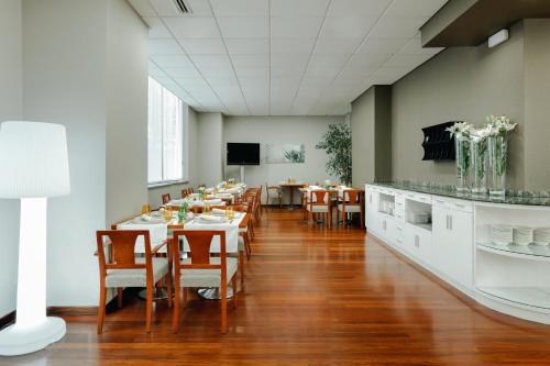 Hesperia Vigo - image 4