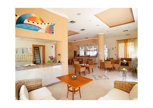 Thinalos ApartHotel in Acharavi