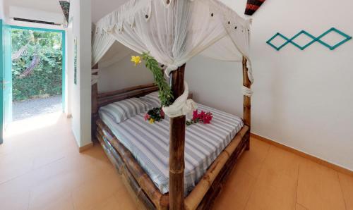 Surf camp kokoplaj, A 150m de la Plage et du Spot de Surf in Berard