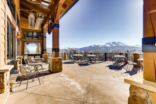 True Ski-In Ski-Out Luxury Condo condo - image 3
