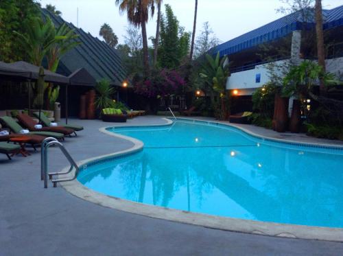 Hotel Current, Long Beach