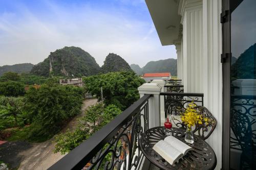 Tam Coc Holiday Hotel & Villa