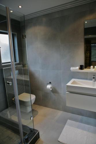 Villa Moyal Room Type - Luxury Apartment 12