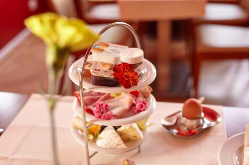Food and beverages, Gastehaus des Elsa Brandstrom Haus in Rissen