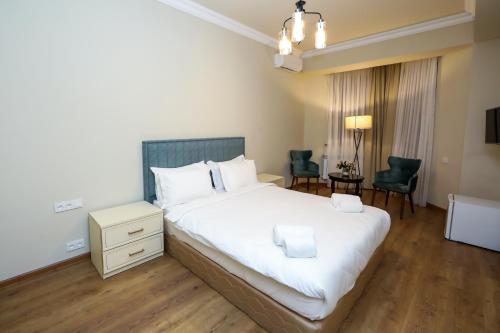 A Hotel Yerevan - image 3