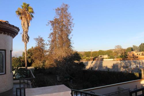 Luxurious 3 BD in Culver City with POOL &HOT SPA thumb 3