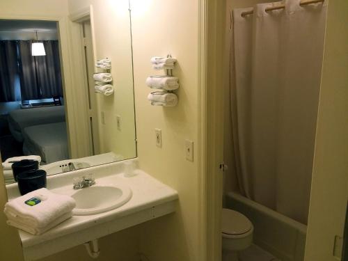 Standard King Room