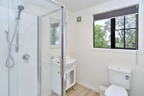 Five-Bedroom House image 3