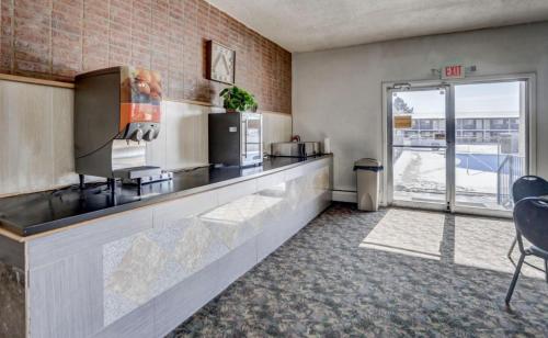 Americas Best Value Inn Greeley Evans - image 12