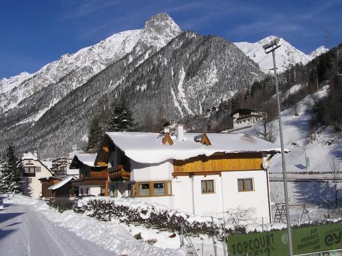 Haus Wechner in Flirsch, Österreich