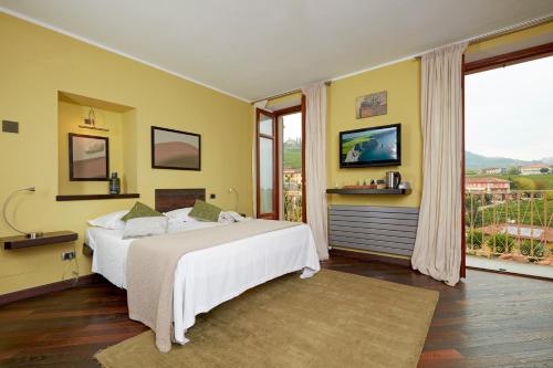 King Room with Garden View