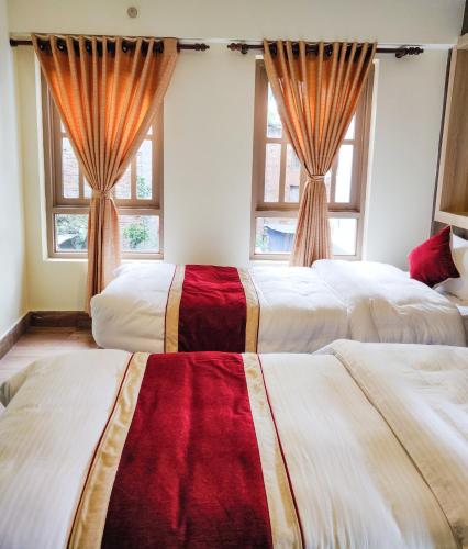 2 twin beds