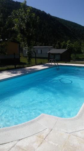 Úszómedence, Resort Camping Solopuent in Castiello De Jaca